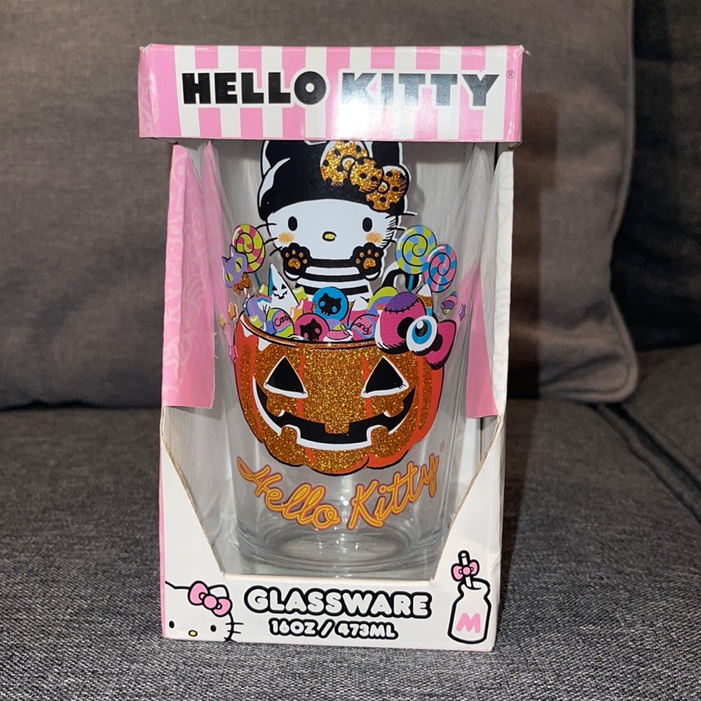 Hello Kitty Glass Cup